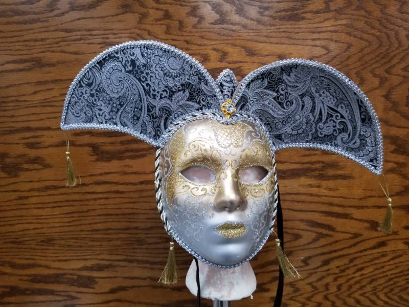 lot 5331 image: VenitianMardi Gras Mask Papier-Mch