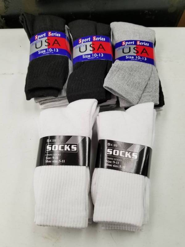 lot 10254 image: Athletic Socks Lot 9-13