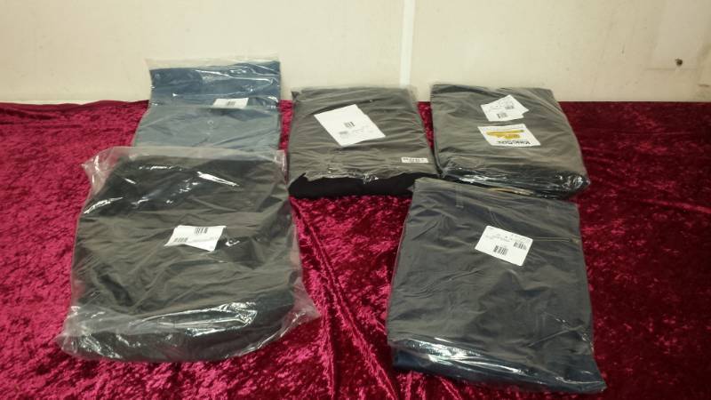 lot 10301 image: New Gigantic Mens Pants Lot