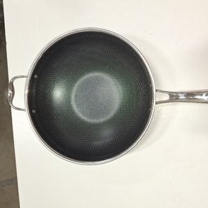 lot 8085 image: Hexclad 12 Inch Wok Pan