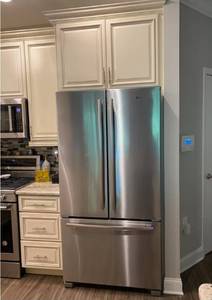 lot 20762 image: KitchenAid French Door Refrigerator 24.8 cu ft - Retail $2,500