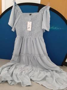 lot 211 image: Size Small Blue Dress - Retail $0