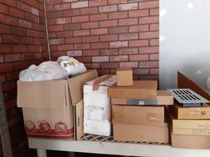 lot 355 image: 50 Pieces No Bid Non Pickup Mystery Items  - Retail $0