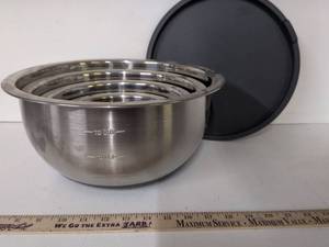 lot 23 image: Tramontina 6 Piece Stainless Steel Cooking Pot with Black Lid