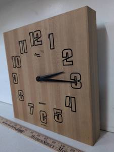 lot 53 image: Cosmo Time Quartz Wood Wall Clock