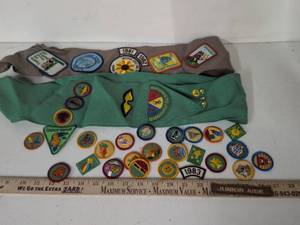 lot 61 image: Girl Scout Merit Badge Patch Lot with Sashes Wichita Area 1981 1982 1983