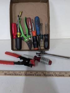 lot 83 image: Hand Tools Lot Screwdrivers Wrenches Pliers Adjustable Wrench 8in Diamond Calk