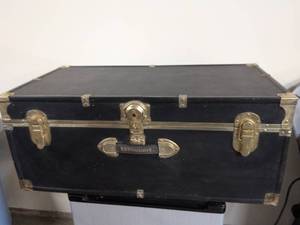 lot 117 image: Concourse Steamer Trunk with Brass Hardware and Cork Lining