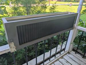 lot 1105 image: Large Upcycled Rectangular Planter Box&nbsp