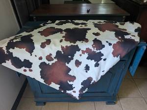 lot 1214 image: Large Cow Print Black Brown White Fabric - 10x5 ft