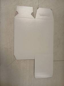 lot 5389 image: ULINE Gift Boxes White Gloss 4 x 4 x 7 100Case