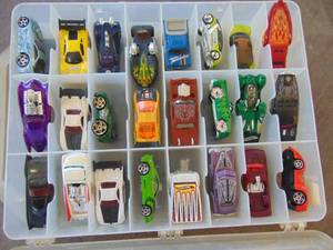 lot 4842 image: Selection of Die Cast Cars in Plastic Holder