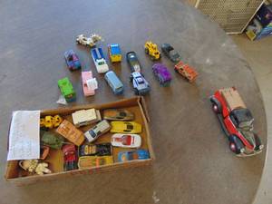 lot 4845 image: Selection of Die Cast Cars