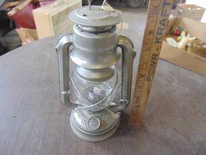 lot 4871 image: Dietz Lantern