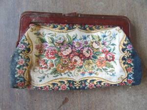 lot 4879 image: Vintage Purse