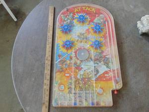 lot 4888 image: LapTop Pinball Game