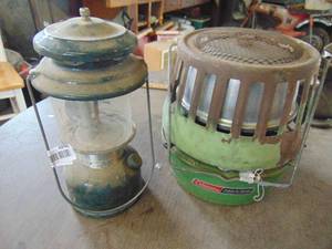 lot 4898 image: Coleman Lantern and Heater