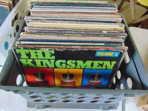 lot 4905 image: Record albums