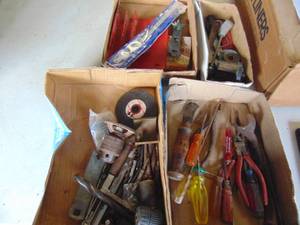 lot 4911 image: Large selection of tools