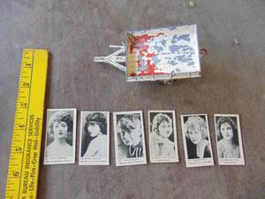 lot 4917 image: Hubley trailer and Stroller cigarettes cards