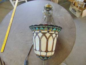 lot 4929 image: Stained Glass Pendant Light