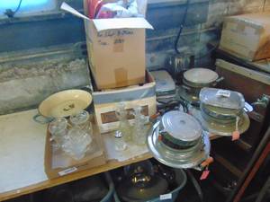 lot 4930 image: End of the Table - all contents pictured