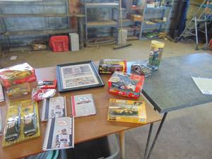 lot 4954 image: Large Selection of Nascar Memorabilia -