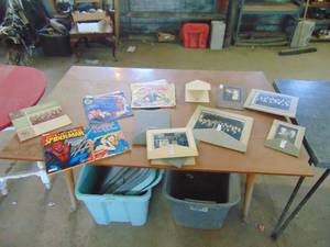 lot 4962 image: Comic Books and Vintage Photos