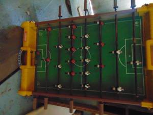 lot 4985 image: Vintage Tabletop Soccer Game - - -