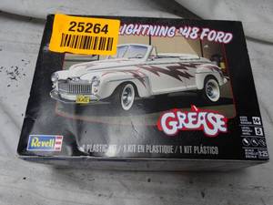 lot 25264 image: Collectable lightning 48 ford car