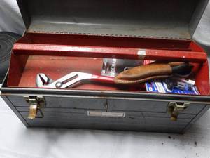 lot 25217 image: Tool Box Full of Hand Tools