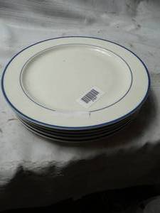 lot 27907 image: INTRO Stoneware Plates