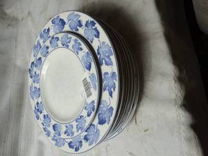 lot 27908 image: Lot of nice China Plates