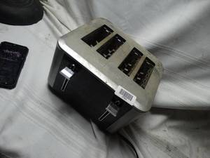 lot 27929 image: Faberware Toaster 4 slots