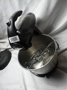 lot 27934 image: Sunbeam Kitchen Counter top Mixer