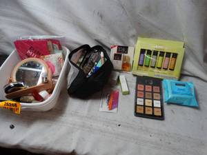 lot 26268 image: Lot Of Make Up oils and other beauty products
