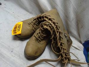 lot 26231 image: Long Womens tie up boots