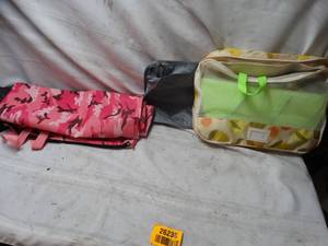 lot 26238 image: Lot of Misc. Cute womens handbags and purses