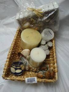 lot 27982 image: Beach themed bathroom decor candles, turtle knobs, shells, earring holder, sand castle decoration and more