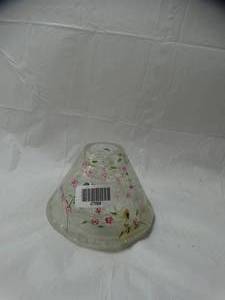 lot 27958 image: Glass lamp shade