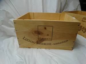 lot 27962 image: 2 wooden decorative crates