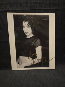 lot 50989 image: Karyn Parsons Hand Signed 8x10 Black and White Photo