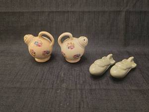 lot 50155 image: Floral Porcelain Salt and Pepper Shaker Set with jet Shaped Shakers