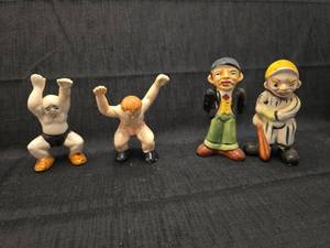 lot 5593 image: Collection of Small Ceramic salt and pepper shakers