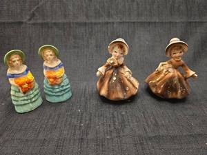 lot 40232 image: Enesco Golden Girls Salt and Pepper Shakers Set