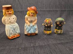 lot 40235 image: Ceramic Salt and Pepper Shaker Set Collection