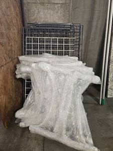 lot 1053 image: 10- Wire Grid Display Legs Gridwall T Base And Various Panels