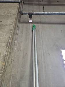 lot 1054 image: Aluminum Extendable Pole Estimated 20ft Long