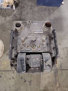 lot 1121 image: RT-178ARC-27 Radio Transceiver Unit 27.5V DC with Shunt Motor