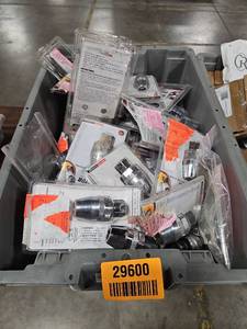 lot 29600 image: Automotive Tool Lot $$$ Treasures Fo Sho